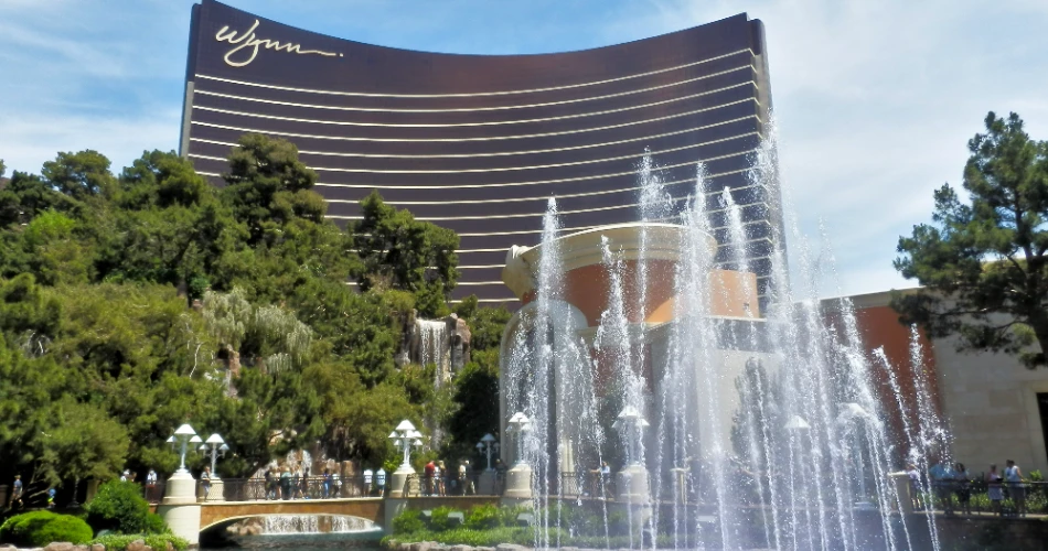 24 Hours in Vegas: A Crazy Itinerary