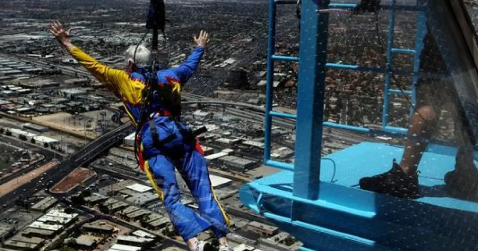 Complete Guide to SkyJump Las Vegas: Thrill-Seeker's Ultimate Experience at the STRAT