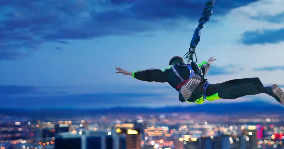 Complete Guide to SkyJump Las Vegas: Thrill-Seeker's Ultimate Experience at the STRAT